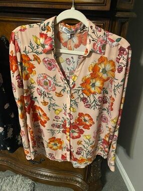 Express portofino floral blouse
